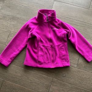 Columbia girls jacket in magenta color extra small excellent condition